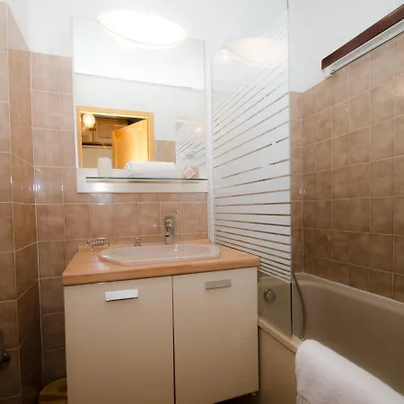 Lejlighed Au Pied Des Pistes Avec Superbe Vue Et Parking Prive - Fr-1-343-217